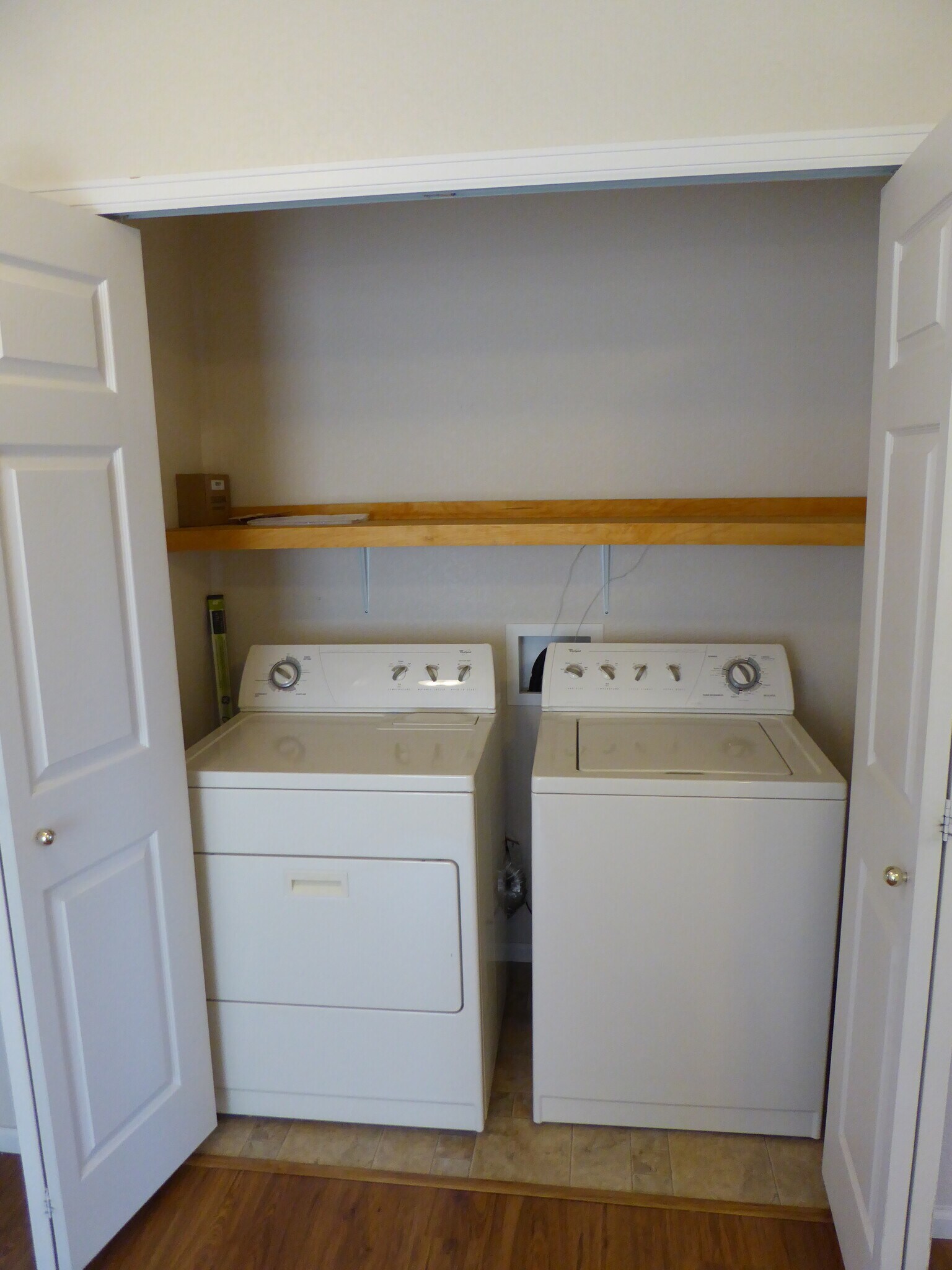 Building Photo - 2227 Brightwater Dr