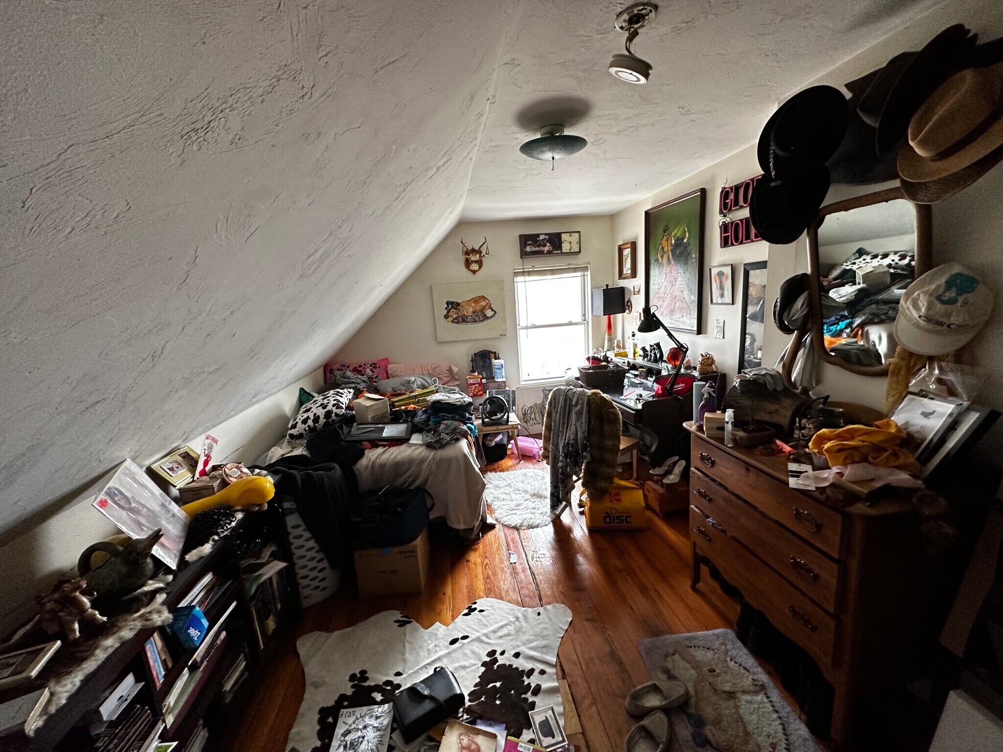 Building Photo - 40 Hooker St