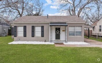 Building Photo - New To The Market!!!