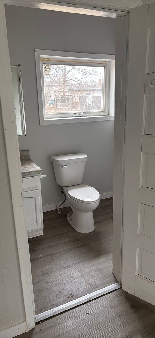 Building Photo - Charming 2 Bedroom 1 Bath Home for Rent/ Rent Reduced