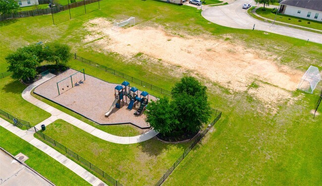 Building Photo - 5431 Tindarey Bluff Trail