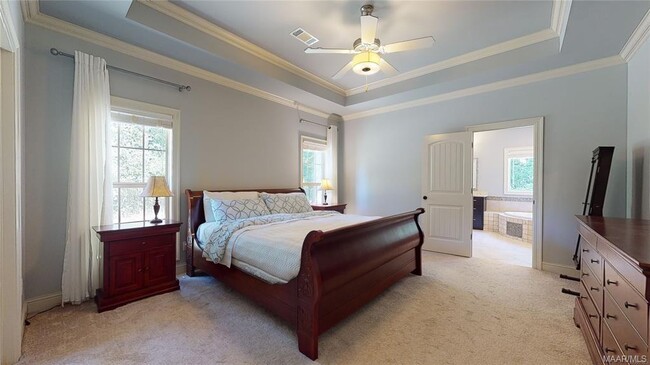 Building Photo - 9131 Thetford Way