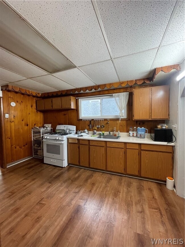 Building Photo - 226 Longnecker St