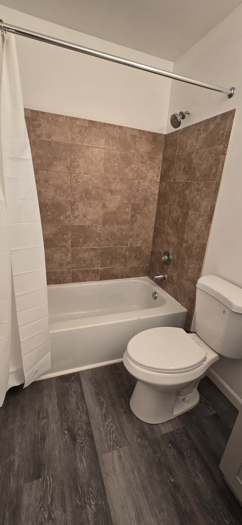 Building Photo - 325 Bayview Point