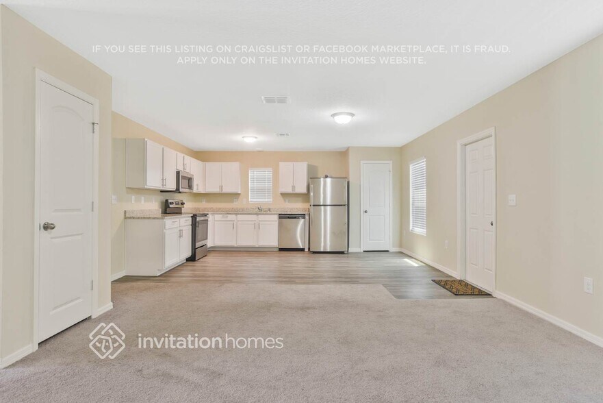 Building Photo - 202 Gladiola Ct