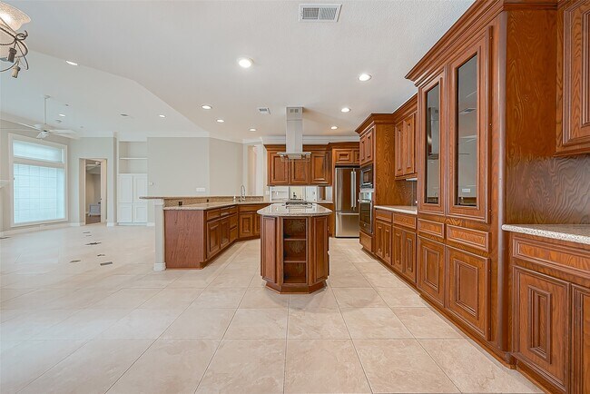 Building Photo - 66 Blooming Grove Ln