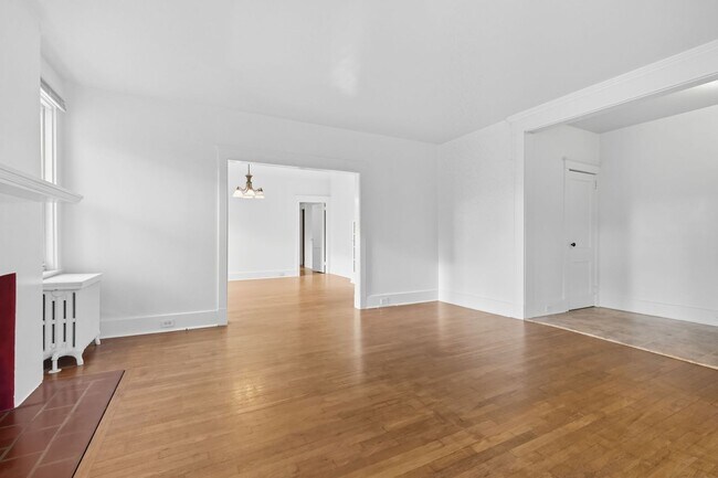 Building Photo - 6603-6603 Woodwell St