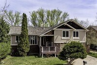Building Photo - 5546 Homestead Way