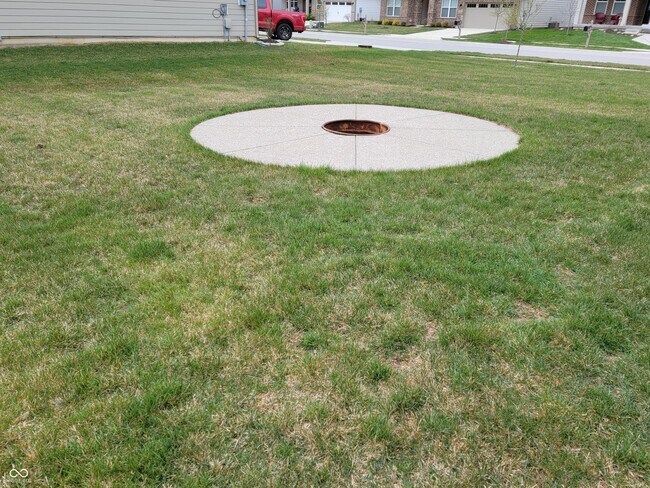 Building Photo - 16123 Sedalia Dr