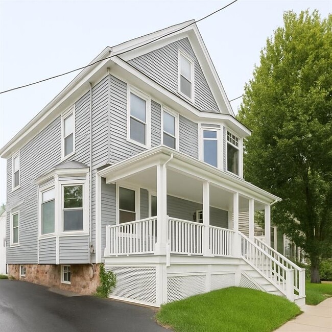 Building Photo - 51 Gibbs Ave