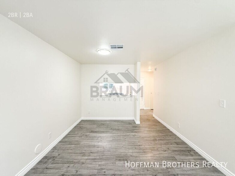 Building Photo - 14257 Friar St