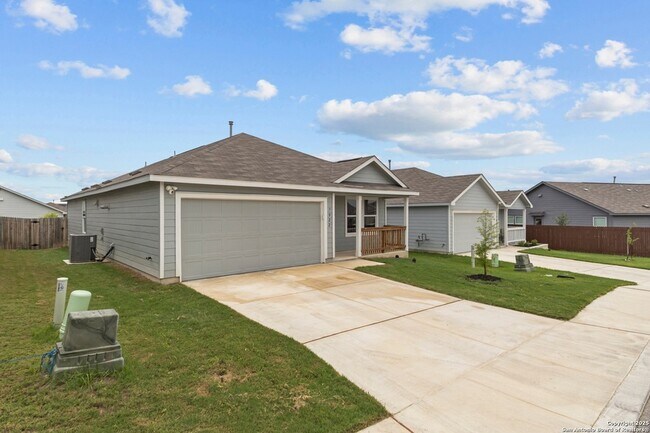 Building Photo - 7022 Serf Pl