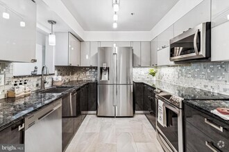 Building Photo - 10248 Appalachian Cir