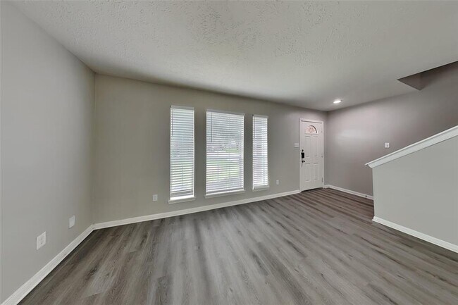 Building Photo - 16322 Jast Dr