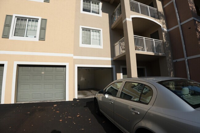 Building Photo - 6386 Emerald Dunes Dr