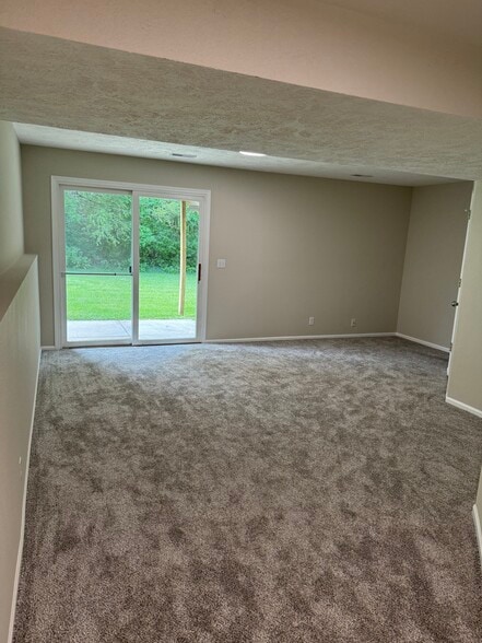 Building Photo - 4418 S 178th St