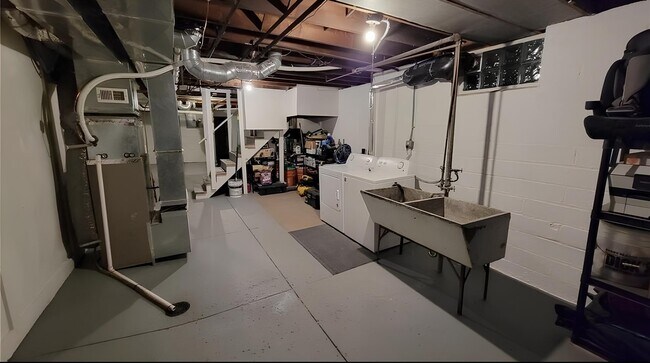 Basement - 2914 Golden Valley Rd