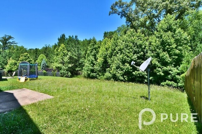 Building Photo - 340 Longfellows Ln