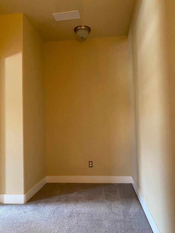 Building Photo - 5851 Dripping Rock Ln