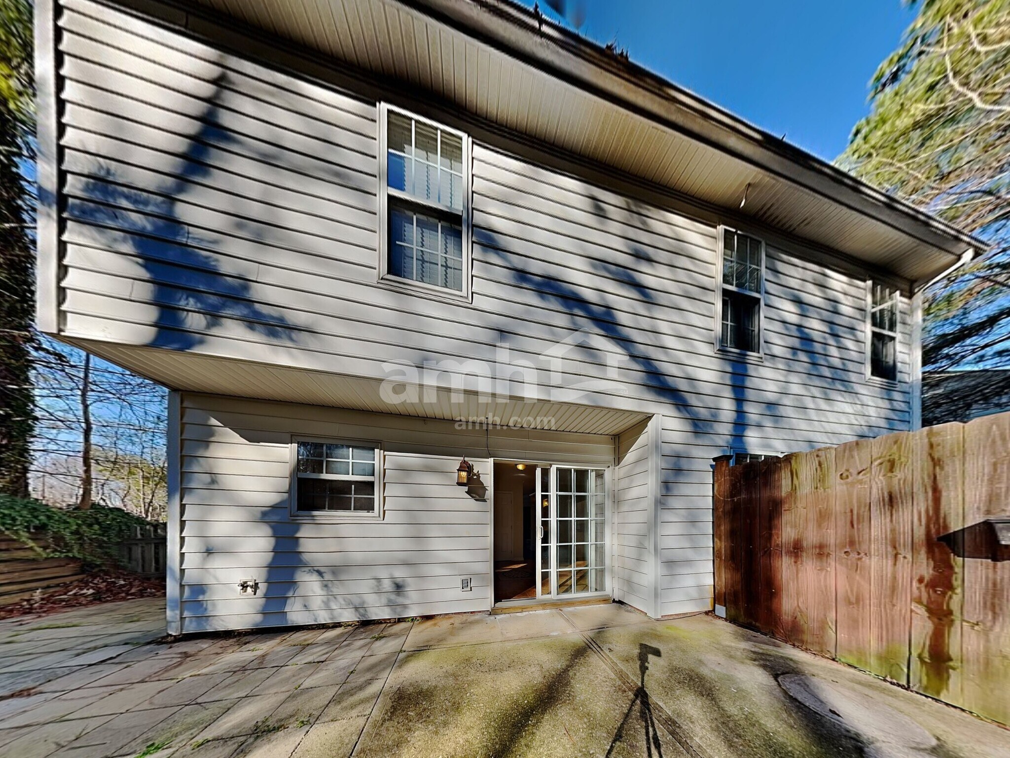 Building Photo - 325 Windsong Dr