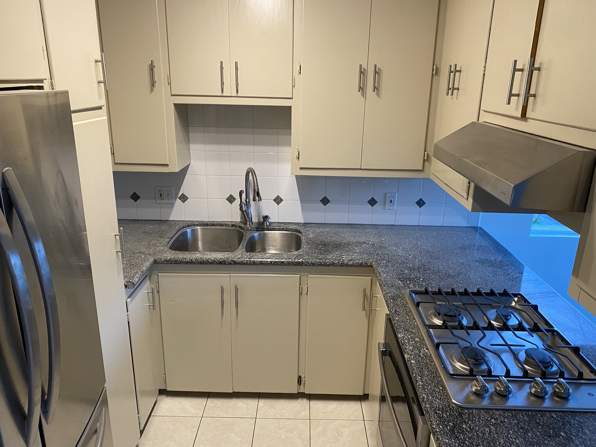 Building Photo - 6716 Pollard St