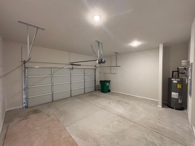 Building Photo - 235-C Alston Ridge Dr
