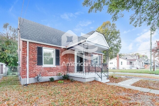Building Photo - 1620 Catalpa St