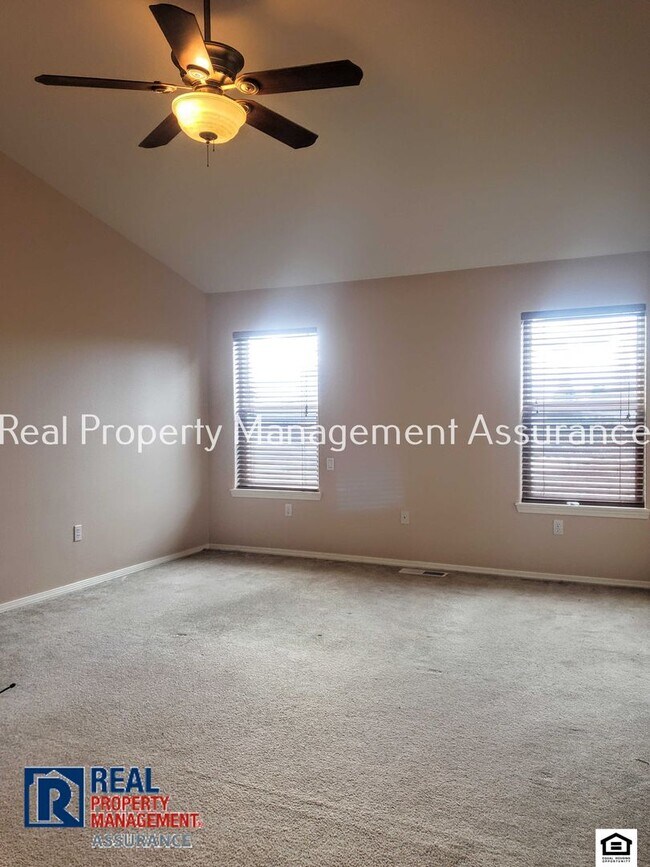 Building Photo - 12552 SW Canvasback Way