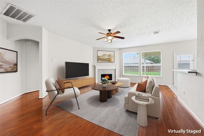 Building Photo - 18010 Timber Crossing Ln