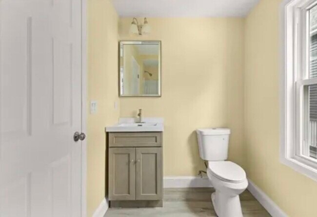 Building Photo - 29 St Casimir Ave