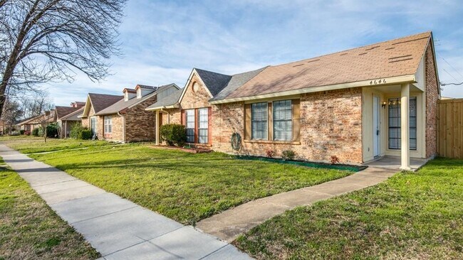 Building Photo - 4618 Nervin St