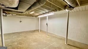 Building Photo - 2831 Meadowlark Trail NW