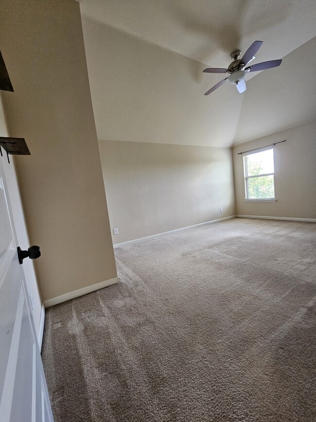 Building Photo - 416 Sunnybrook Ln