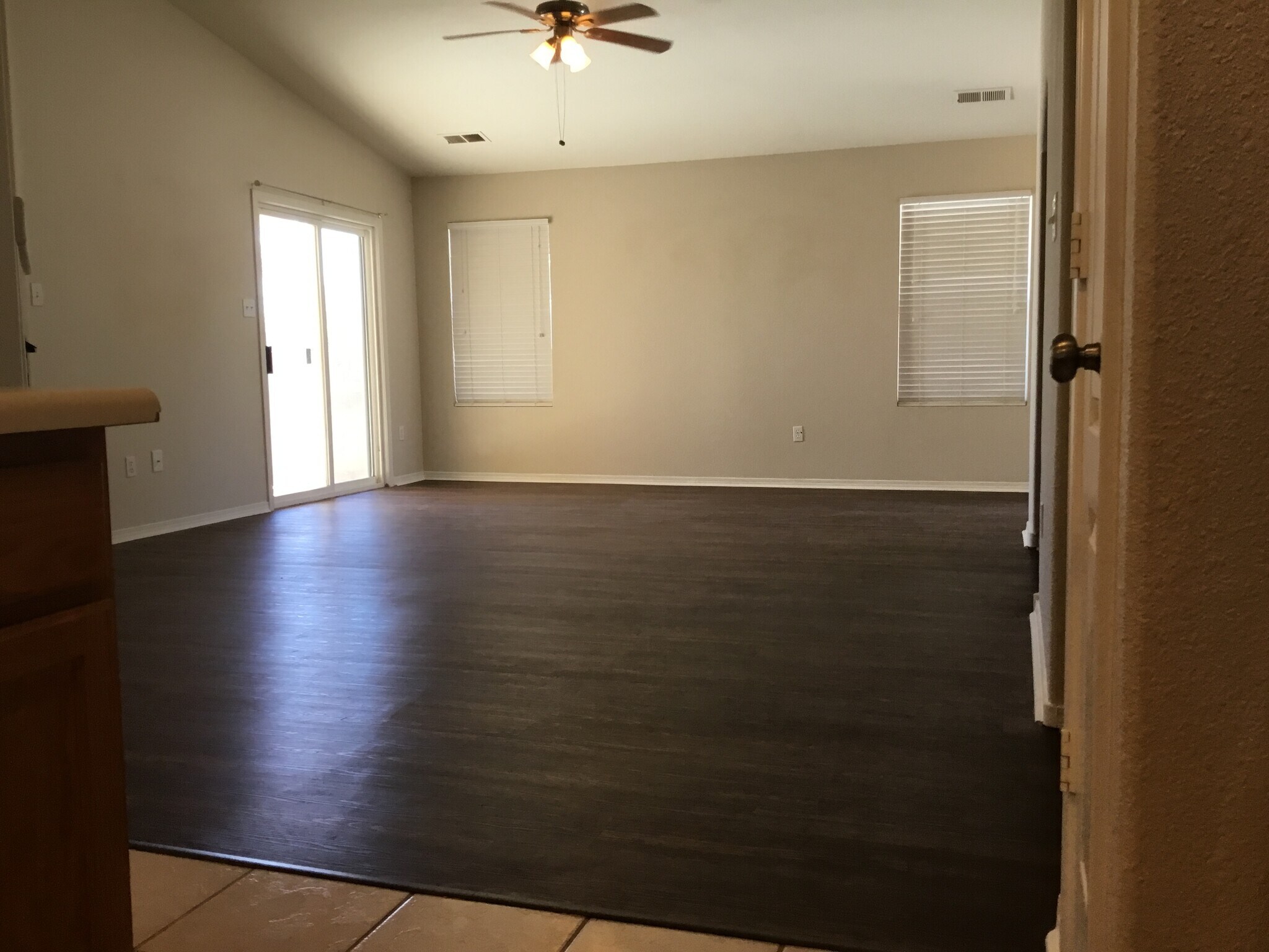 Building Photo - 804 Ocate Meadows Dr NE