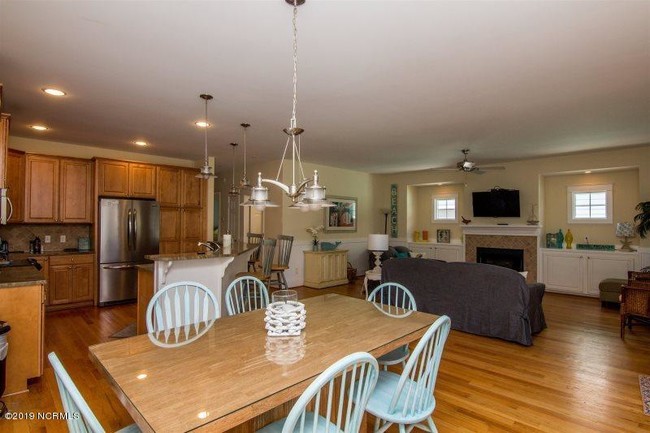 Building Photo - 221 Seawatch Way