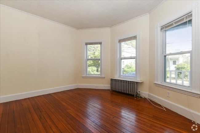 Building Photo - 63 Elmwood St