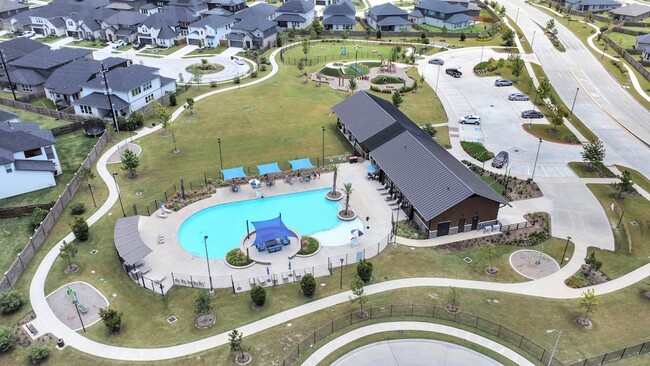 Building Photo - 21118 Chelton Bch Dr