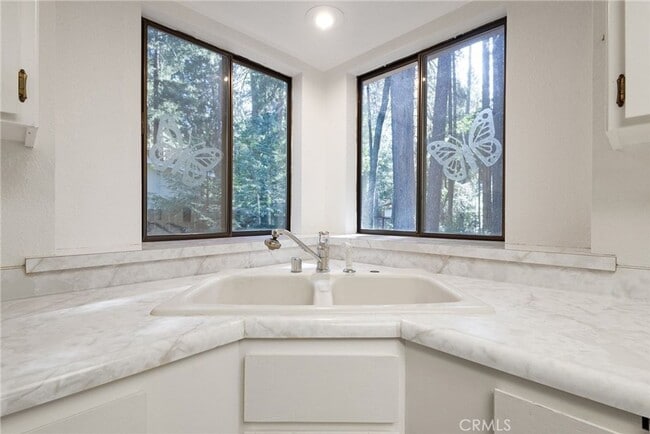 Building Photo - Magalia Home for rent, 2 bed 2 bath with b...