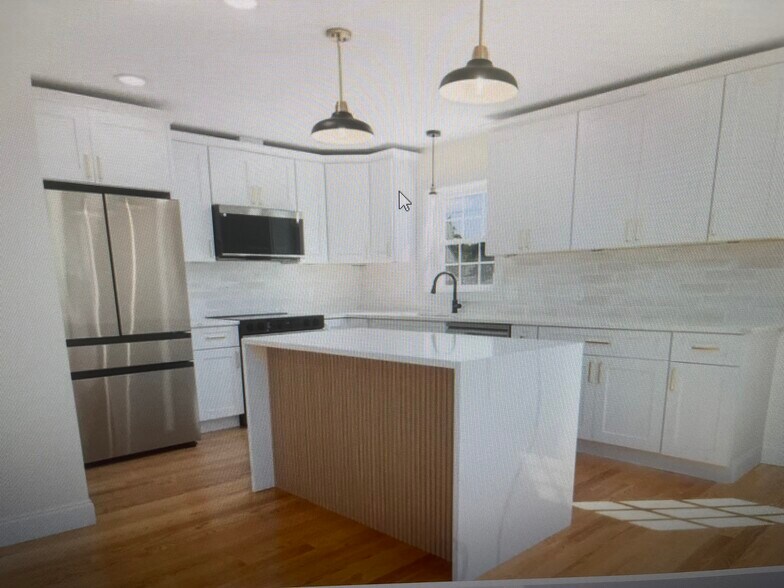 Building Photo - 22 Oakland Ave