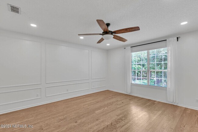 Building Photo - 1427 Mallard Landing Blvd