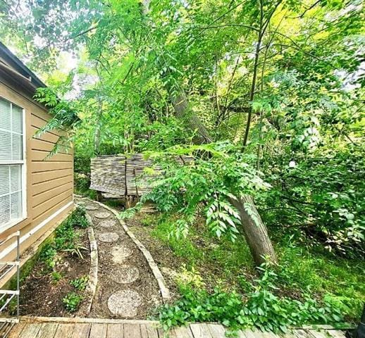 Building Photo - 8619 Groveland Dr