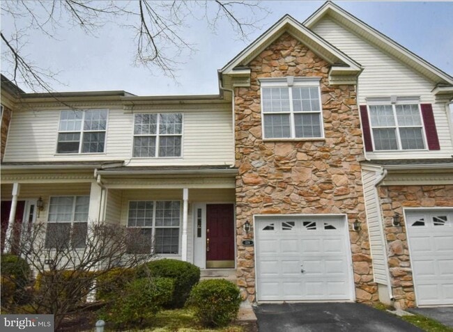 Primary Photo - 139 Birchwood Dr
