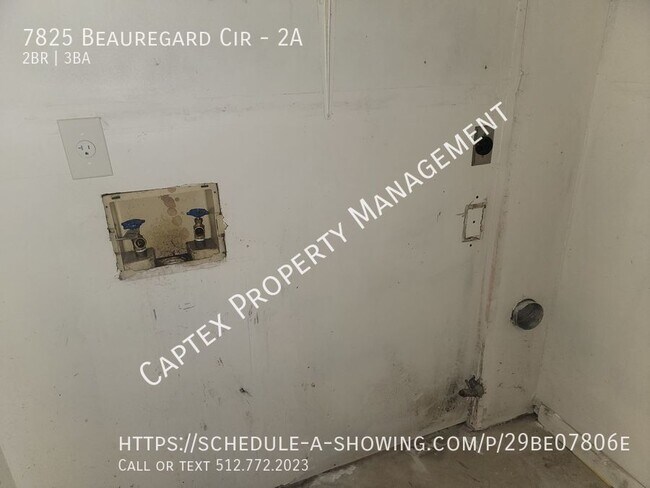 Building Photo - 7825 Beauregard Cir