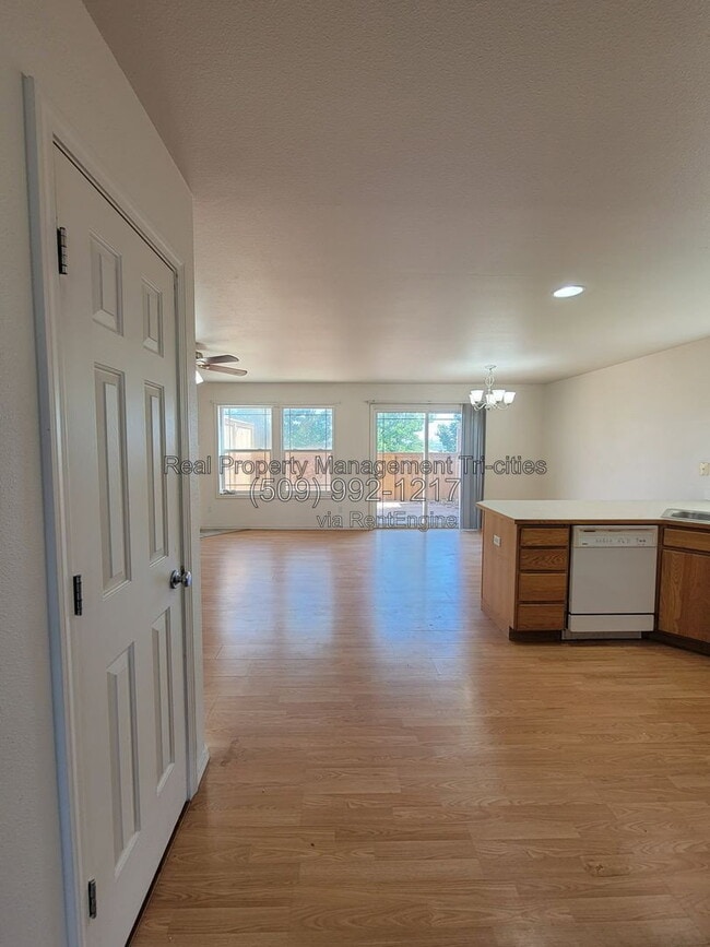 Building Photo - 7606 Quadra Dr