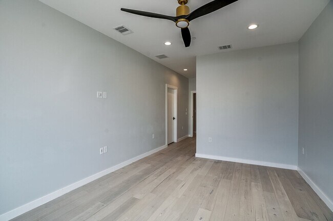 Building Photo - 2108 Tillery St