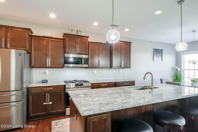 Building Photo - East Jefferson County Home For Rent