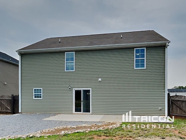 Building Photo - 3901 Creekmoore Drive Winston Salem NC