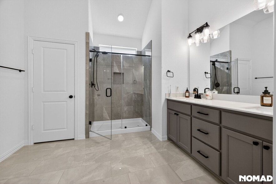 Building Photo - 1011 Hickory Chase Ln