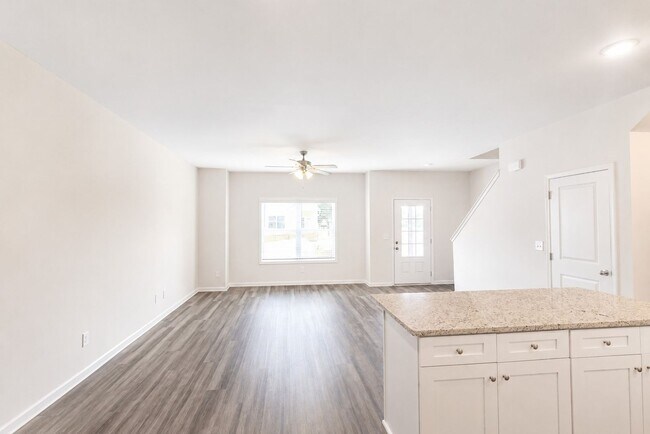 Building Photo - 4213 Crosby Ln