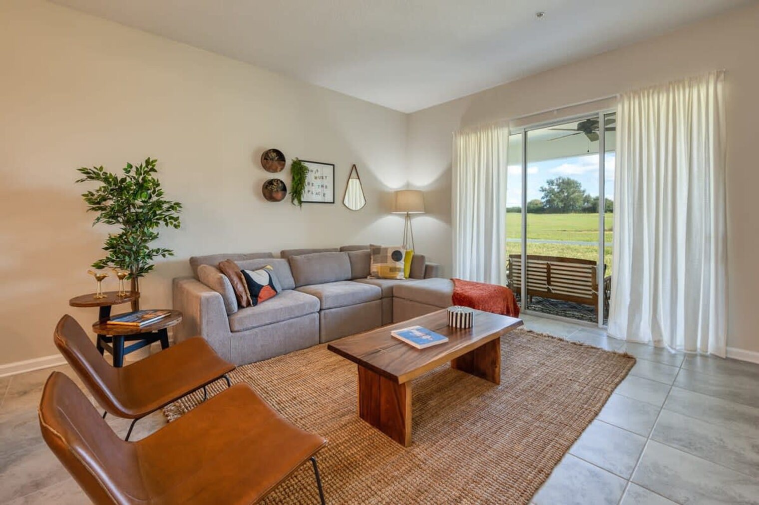 Building Photo - 879 Ocean Course Ave